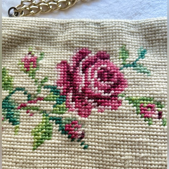Vintage Handbags - Vintage English Rose Needlepoint Clutch Bag with gold chain